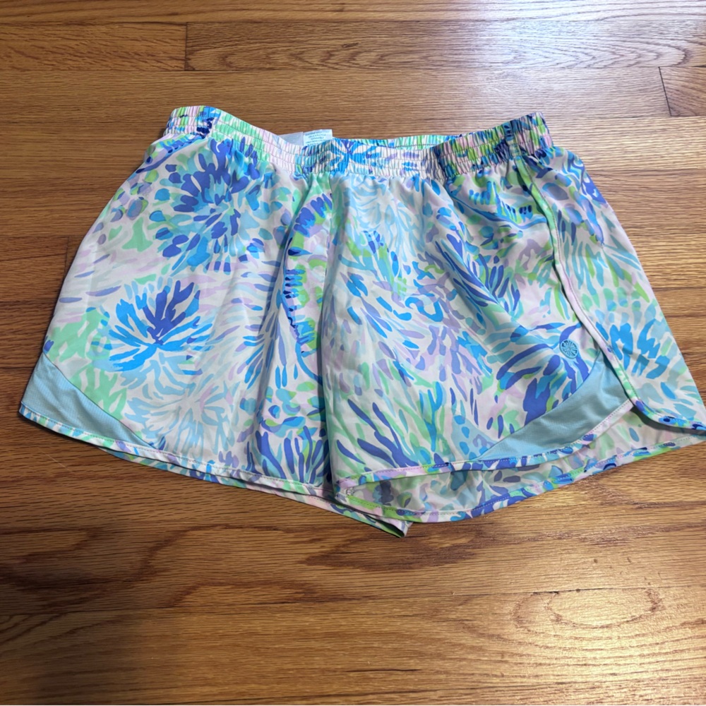 EUC Lilly Pulitzer Luxletic Athletic Shorts Size Small